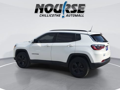 Used 2018 Jeep Compass Latitude w/ Popular Equipment Group AWD/4WD image 6