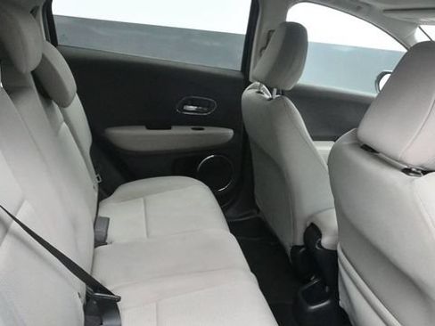 Used 2020 Honda HR-V EX image 11