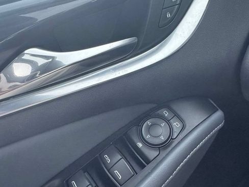 Certified 2023 Buick Enclave Essence FWD image 18