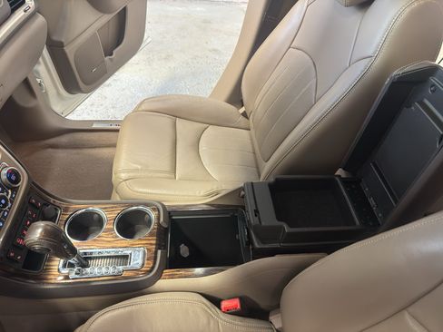 Used 2015 GMC Acadia Denali AWD/4WD image 21