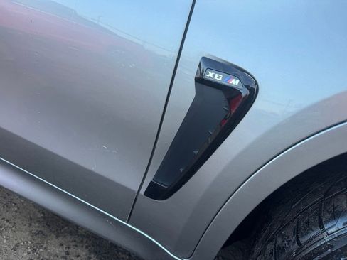 Used 2015 BMW X6 M image 15