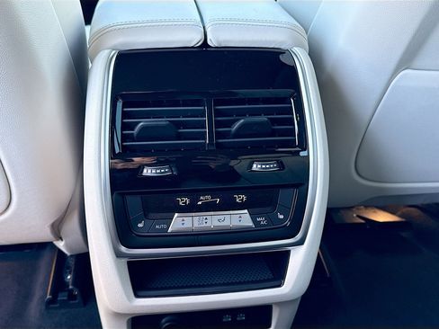 New 2026 BMW X5 xDrive50e w/ Executive Package image 21