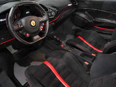 Used 2020 Ferrari 488 Pista Spider RWD image 2