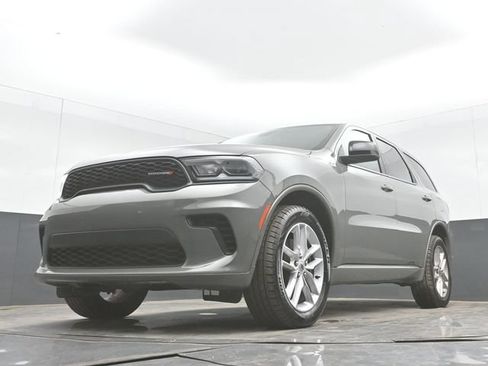 Used 2023 Dodge Durango GT AWD/4WD image 44