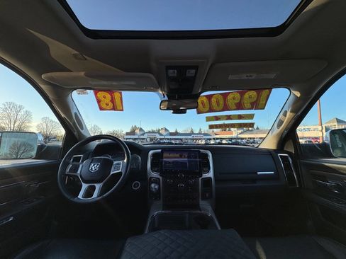 Used 2018 RAM 1500 Laramie w/ Convenience Group image 11