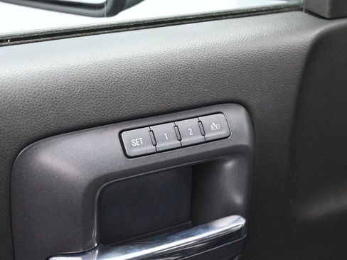 Used 2018 GMC Sierra 2500 Denali w/ Duramax Plus Package image 10