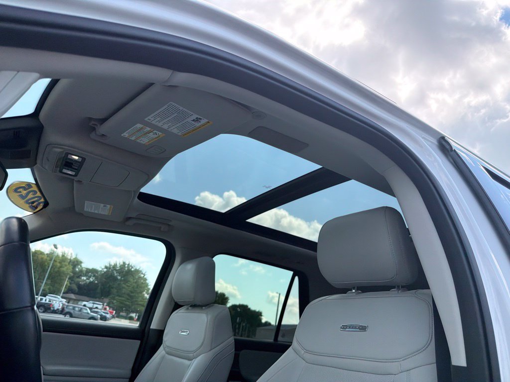 Certified 2025 Ford Expedition Max Platinum AWD/4WD image 13