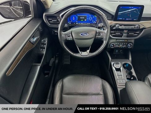 Used 2020 Ford Escape Titanium FWD image 24