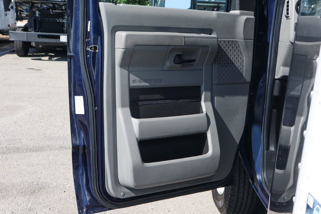 Used 2024 Ford E-450 and Econoline 450 Super Duty w/ Power Windows & Locks Group RWD image 21