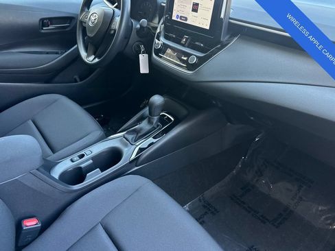 Used 2024 Toyota Corolla LE FWD image 17