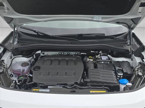 New 2026 Volkswagen Tiguan SE FWD image 21