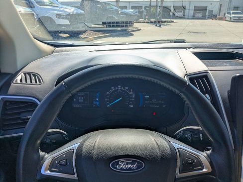 Used 2023 Ford Edge SEL AWD/4WD image 28