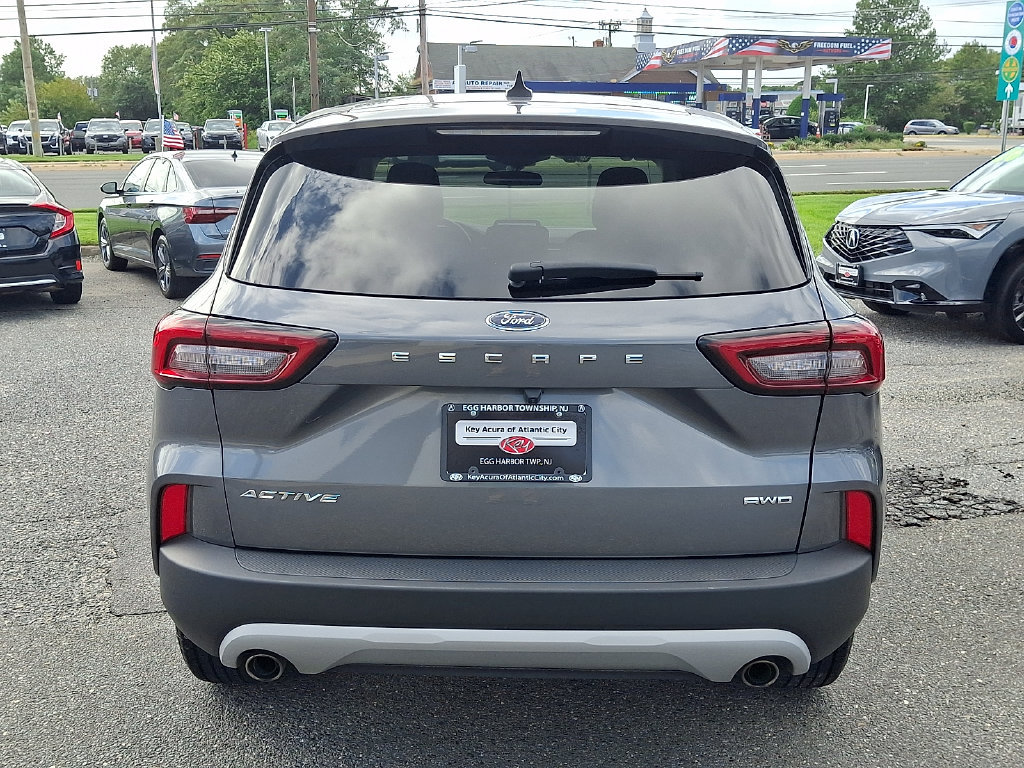 Used 2024 Ford Escape Active AWD/4WD image 5