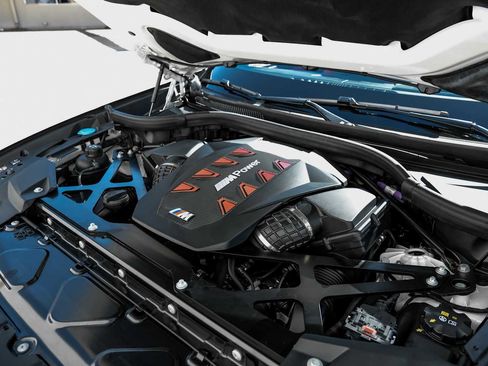 Used 2025 BMW X5 M Competition w/ Executive Package image 53