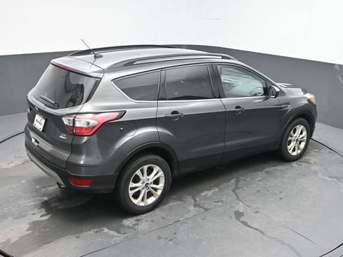 Used 2017 Ford Escape SE w/ Equipment Group 201A AWD/4WD image 36