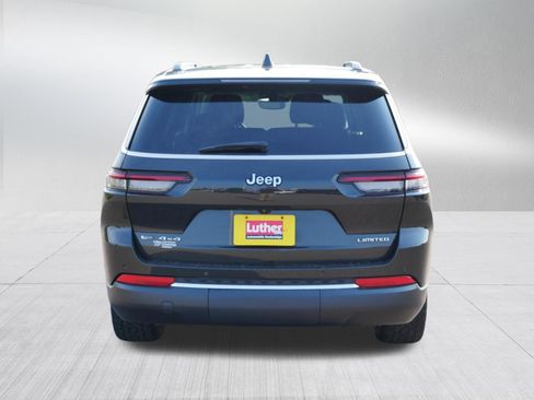 Used 2022 Jeep Grand Cherokee L Limited AWD/4WD image 6