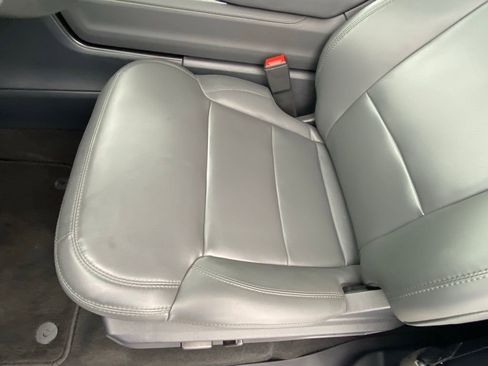 New 2026 Ford Expedition Active RWD image 21