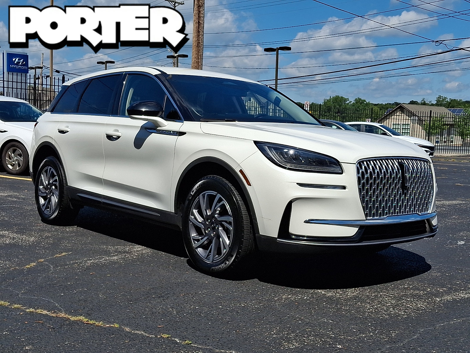 Used 2023 Lincoln Corsair FWD image 1