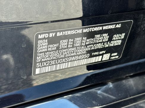 Used 2025 BMW X5 xDrive40i w/ M Sport Package AWD/4WD image 21