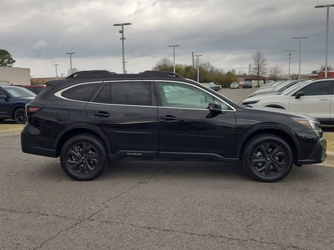 Used 2021 Subaru Outback Onyx Edition XT AWD/4WD image 2