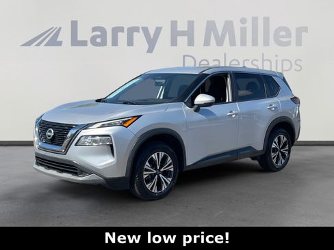 Used 2022 Nissan Rogue SV AWD/4WD image 1