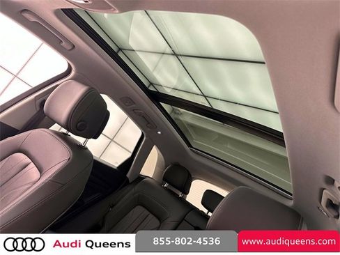 Certified 2022 Audi Q5 2.0T Premium w/ Convenience Package image 12