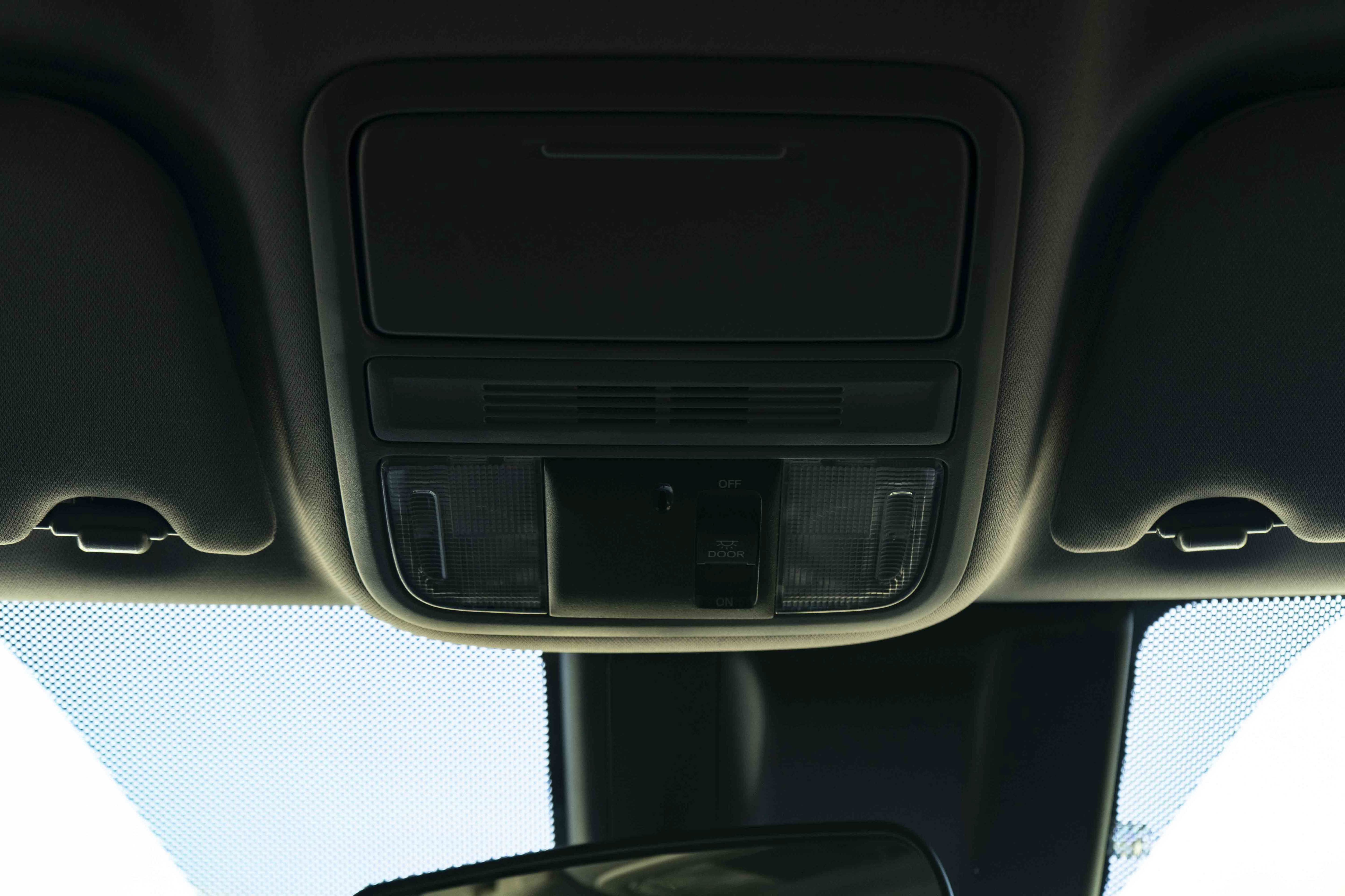 Used 2018 Honda Odyssey EX image 33