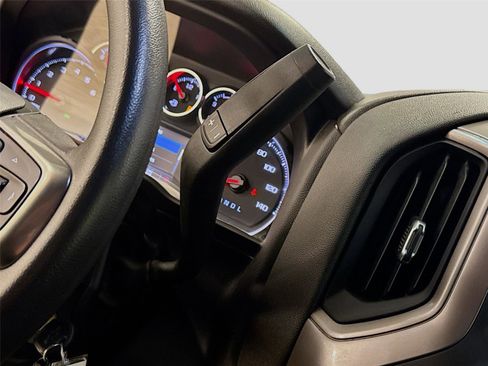 Used 2023 Chevrolet Silverado 2500 Custom w/ Custom Convenience Package image 16