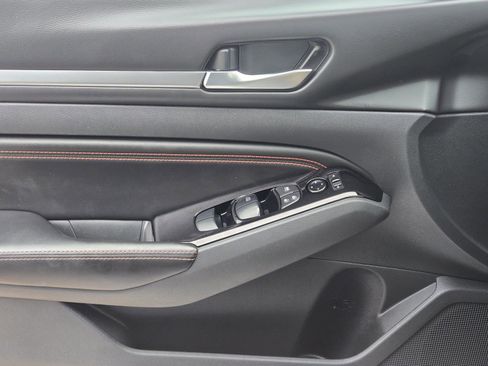 Certified 2023 Nissan Altima 2.5 SR image 27