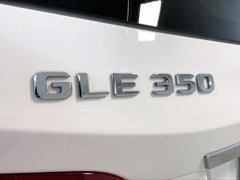 Used 2018 Mercedes-Benz GLE 350 4MATIC image 29