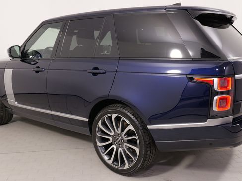 Used 2022 Land Rover Range Rover P525 Westminster Edition image 16