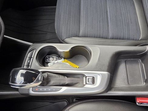 Used 2024 Buick Envista Sport Touring w/ Convenience I Package FWD image 5