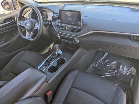 Used 2022 Nissan Altima 2.5 SV image 10