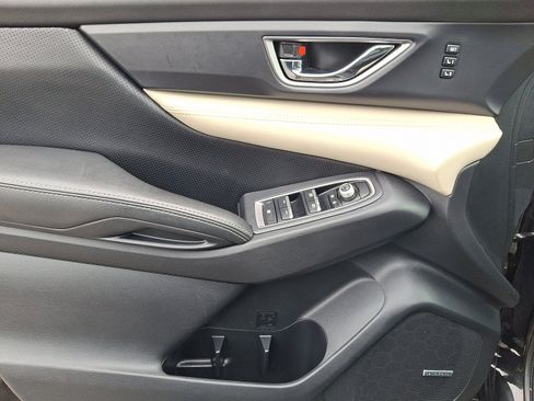 Used 2020 Subaru Ascent Limited w/ Technology Package image 13