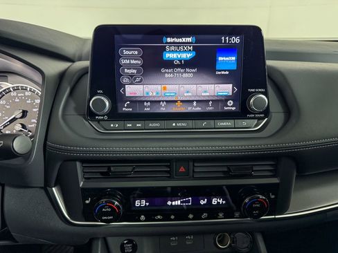 Certified 2026 Nissan Rogue SV AWD/4WD image 16