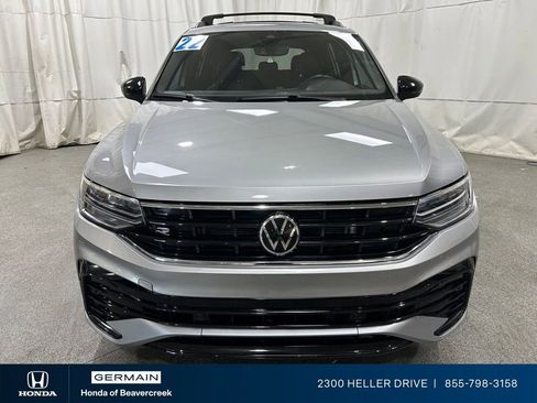 Used 2022 Volkswagen Tiguan SE R-Line FWD image 3