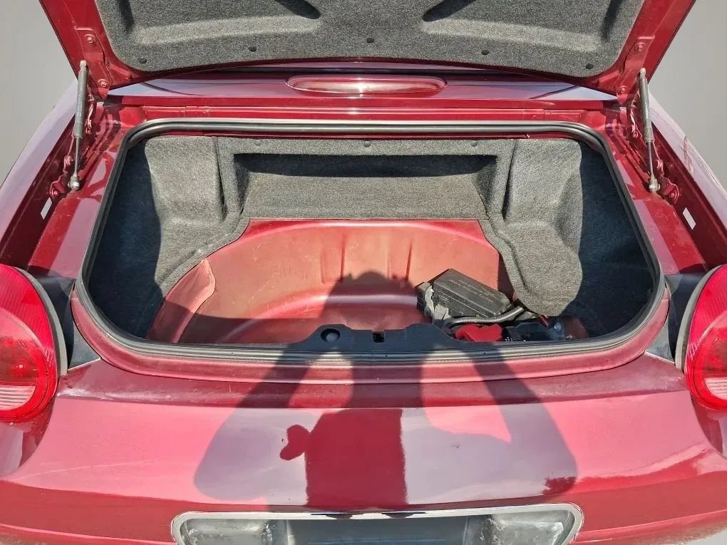 Used 2004 Ford Thunderbird RWD image 19