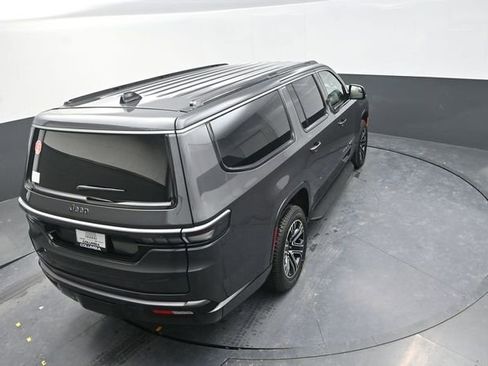 New 2026 Jeep Grand Wagoneer L 4WD image 17