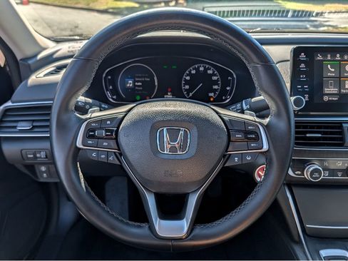 Used 2018 Honda Accord EX-L image 16