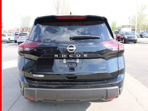 Certified 2024 Nissan Rogue S image 8