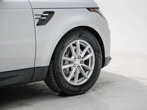 Used 2021 Land Rover Range Rover Sport SE image 11