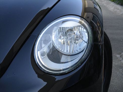 Used 2013 Volkswagen Beetle 2.5 FWD image 73