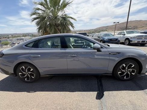 Used 2024 Hyundai Sonata SEL FWD image 6