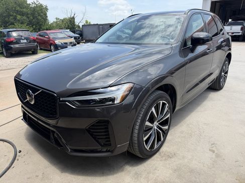 Used 2024 Volvo XC60 B5 Plus w/ Climate Package AWD/4WD image 1