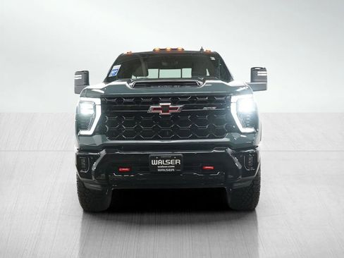 Used 2026 Chevrolet Silverado 2500 ZR2 image 8