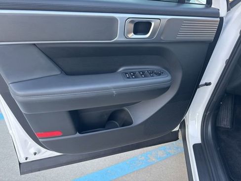 Used 2025 Hyundai Santa Fe SEL image 14