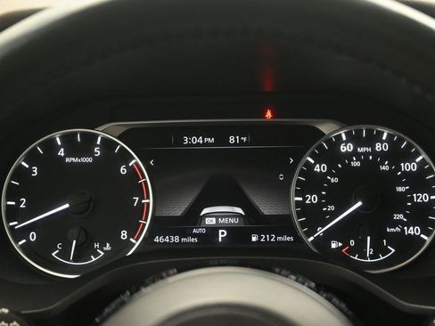 Used 2021 Nissan Rogue SV w/ Premium Package AWD/4WD image 16