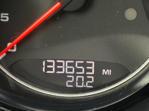 Used 2015 Porsche Cayenne S image 62