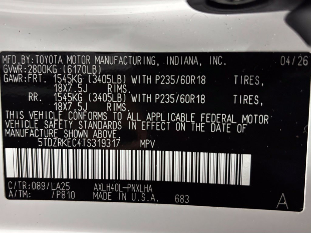 Used 2026 Toyota Sienna Limited FWD image 11