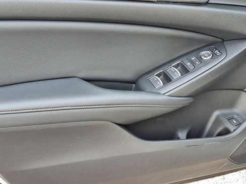 Used 2021 Honda Accord Sport image 13